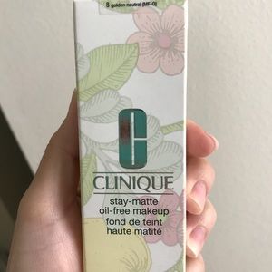 Clinique foundation in the color Golden Neutral
