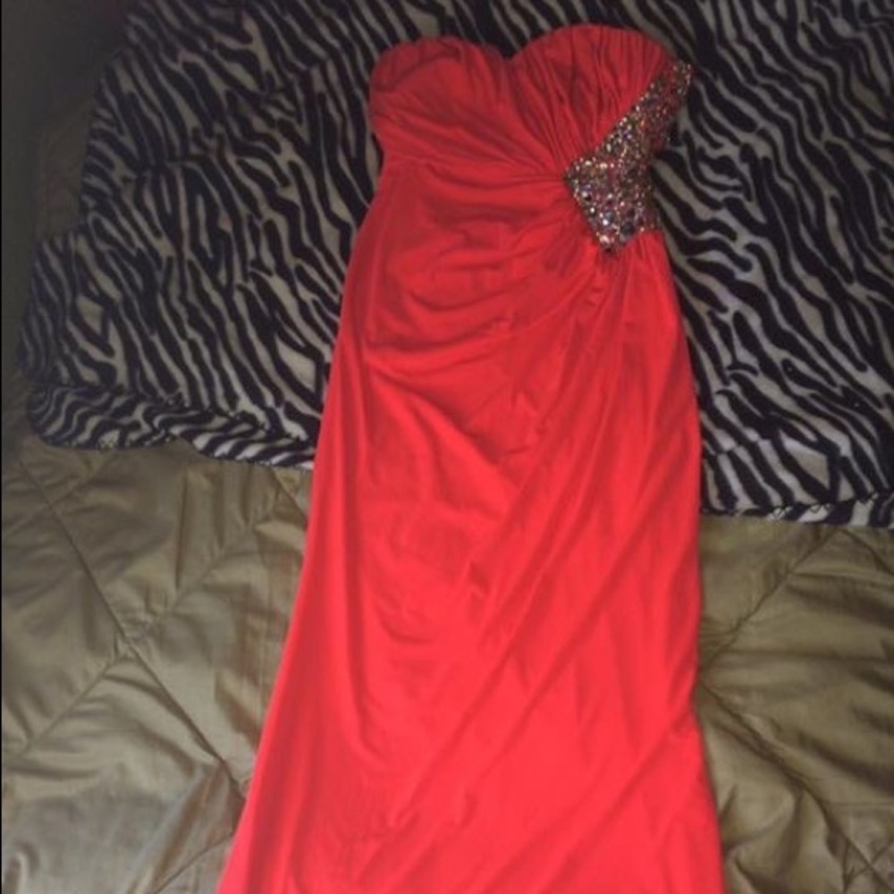 Davids bridal homecoming/prom dress