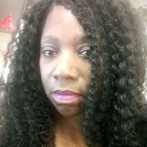 Meet your Posher, Marilyn