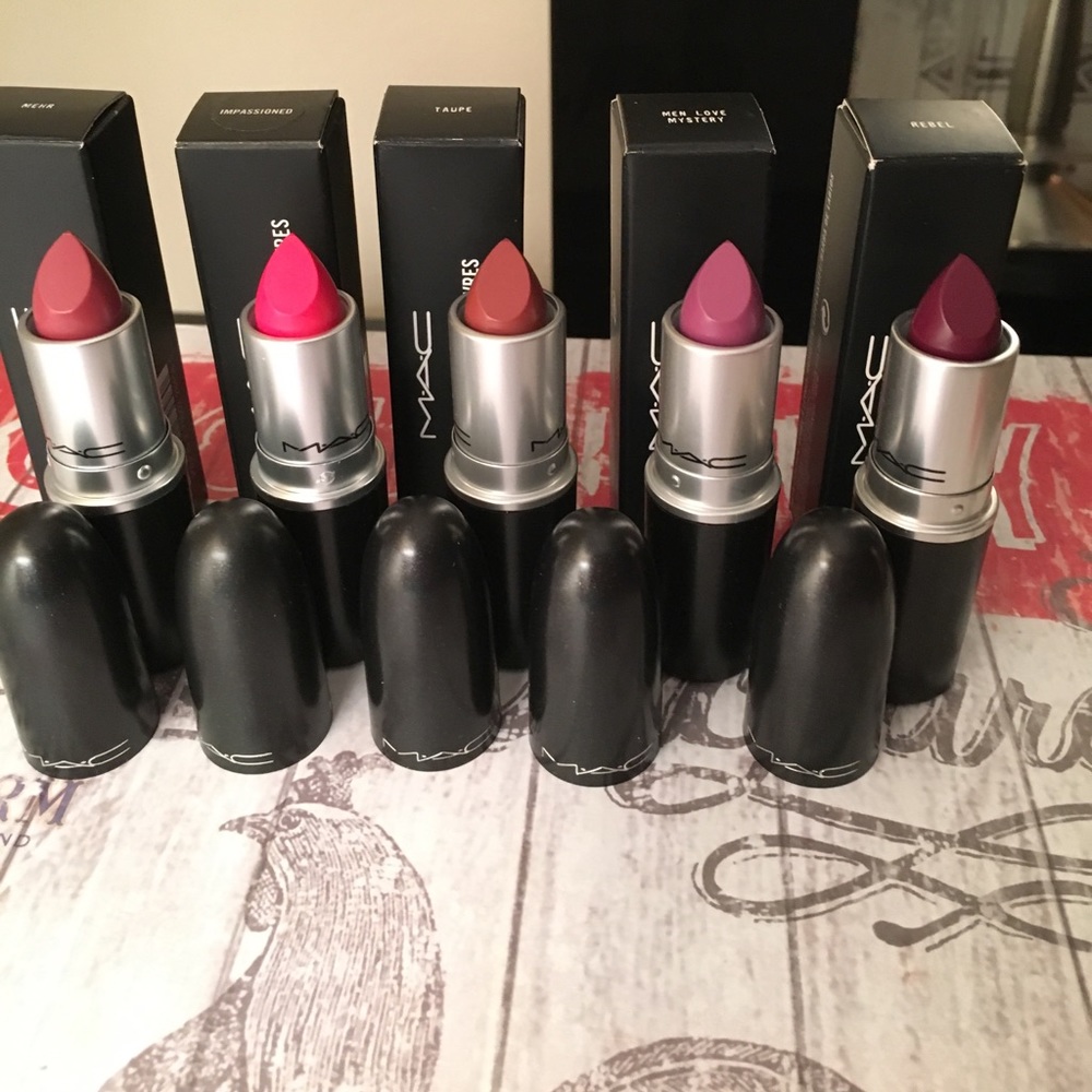 Mac lipsticks