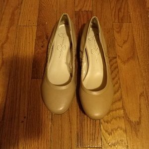 Jessica Simpson flats