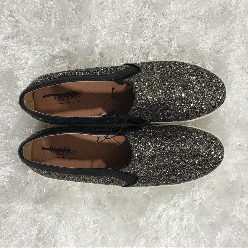 Mossimo Sparkly Glitter Slip On Shoe - Picture 6 of 7