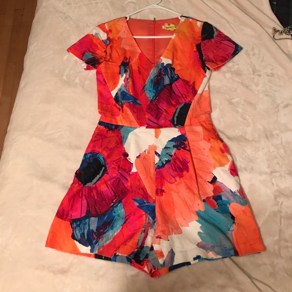 🆕Trina Turk floral romper