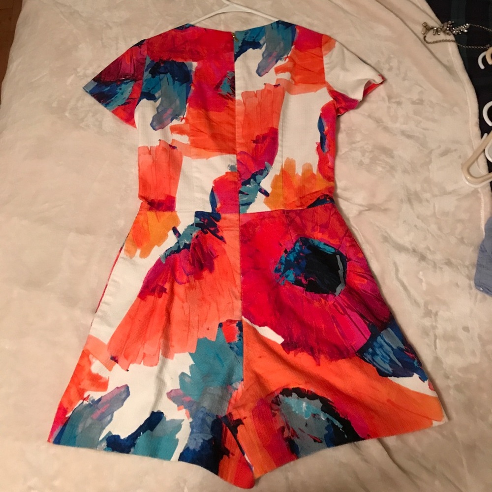🆕Trina Turk floral romper - Picture 3 of 4
