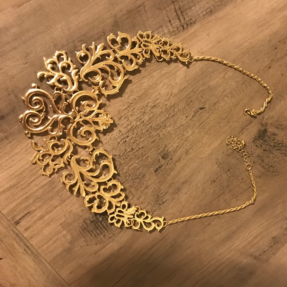 Golden goddess necklace