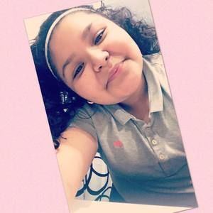 Meet your Posher, Camila