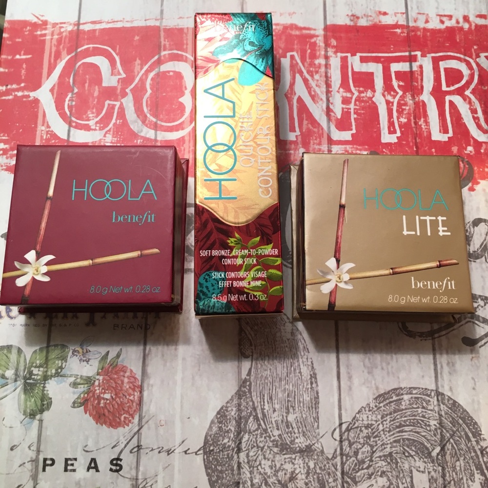 Benefit hoola