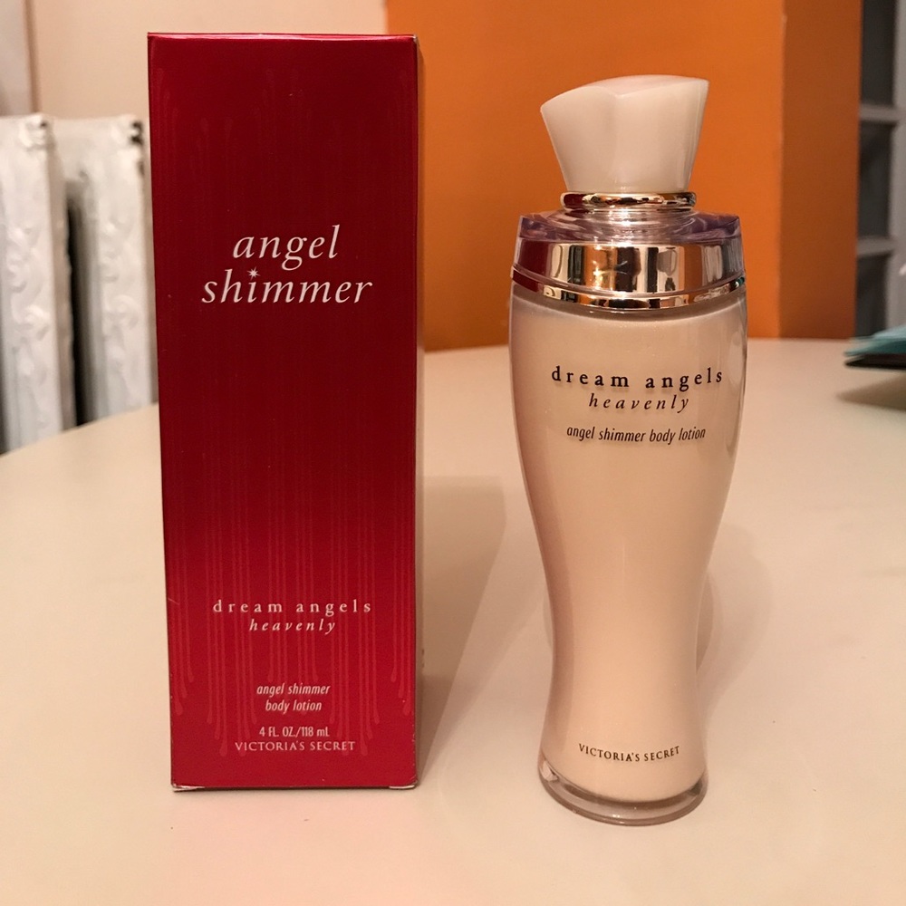 Dream Angels Heavenly Lotion by VS NEW IN BOX