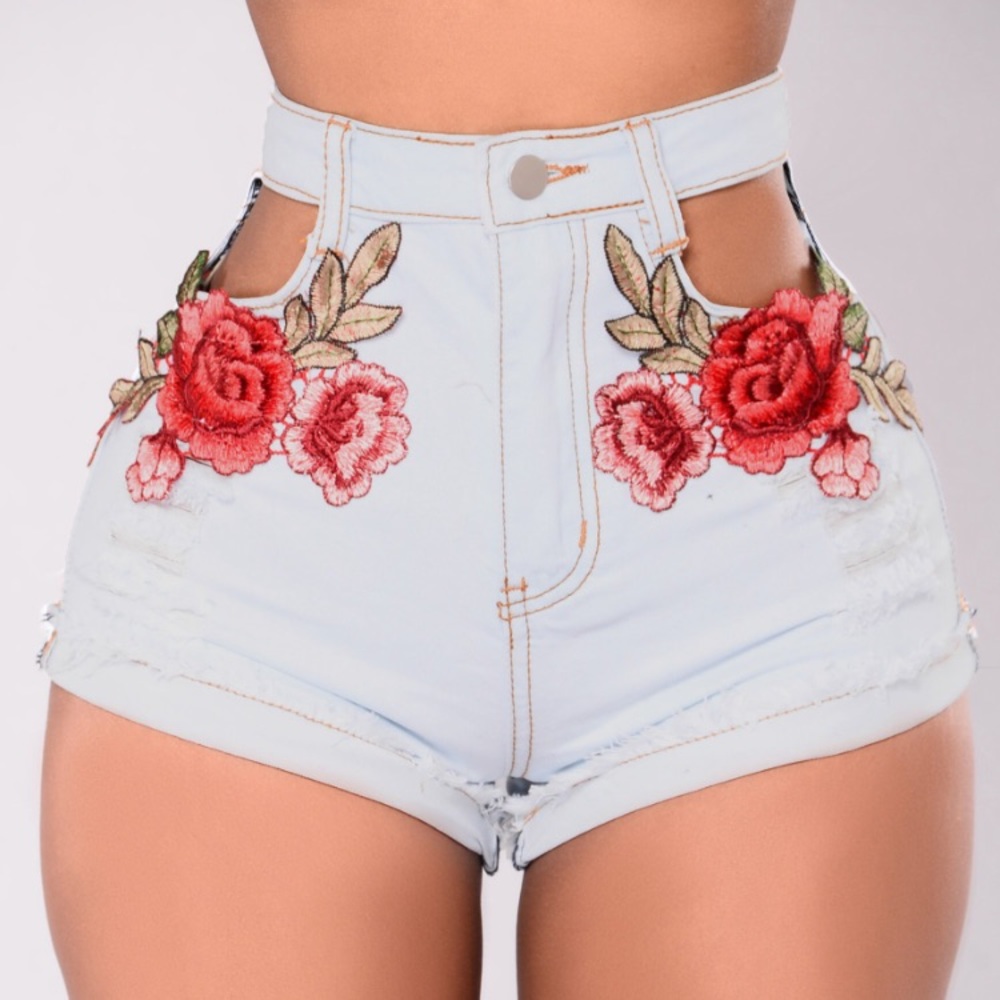 Sexy short .