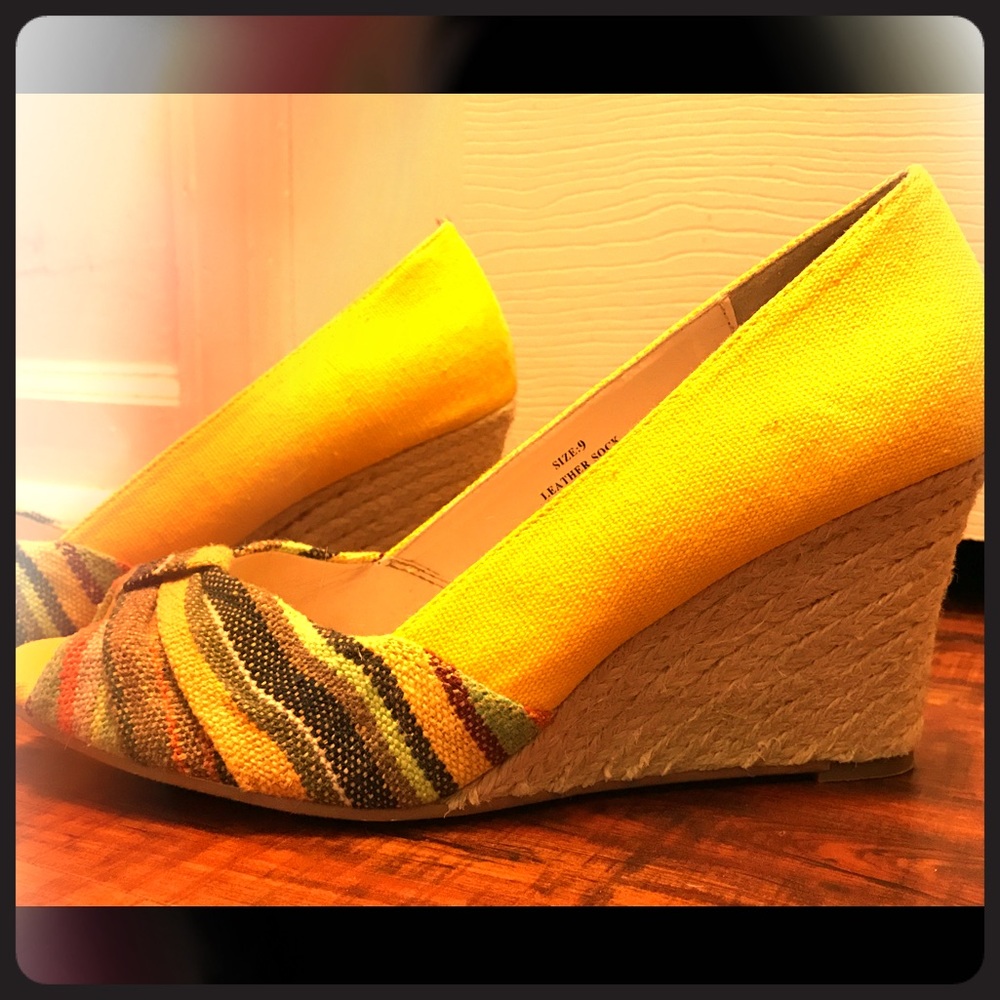 Yellow Submarine Wedges