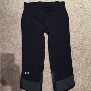 Under armour cropped leggings