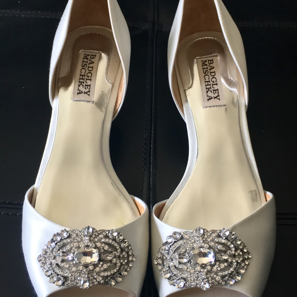 Badgley Mischka "Petrina"