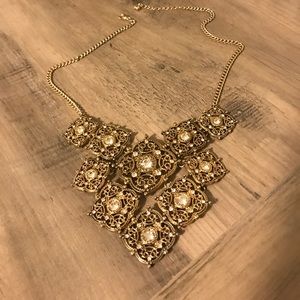 Formal necklace
