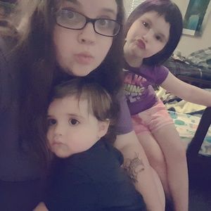 Meet your Posher, Macie