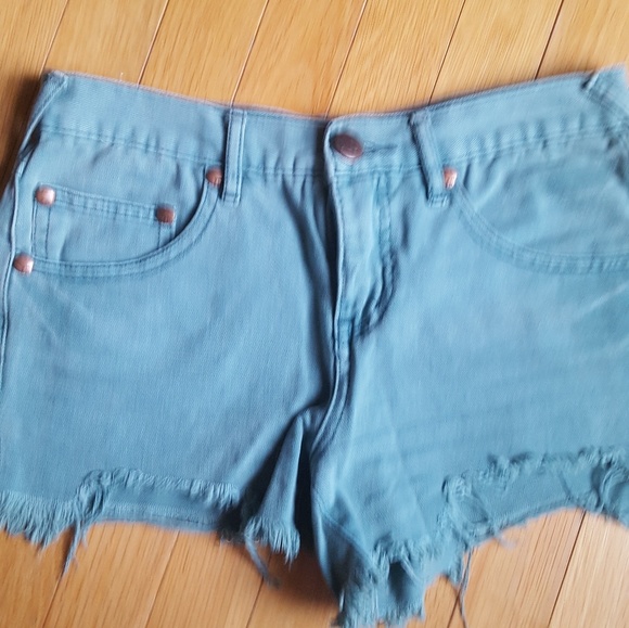 FP sage green denim shorts - Picture 1 of 3