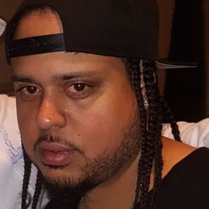 Meet your Posher, Derrick