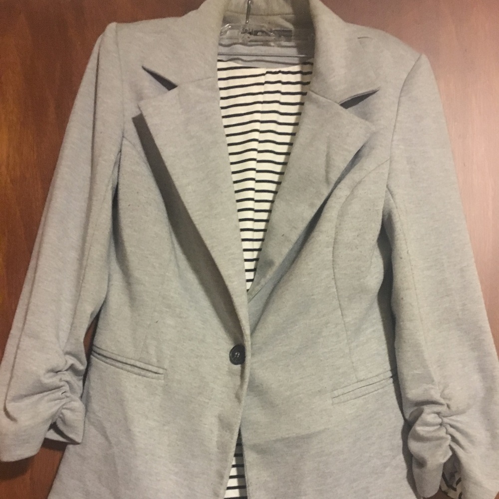 Grey Cotton Cropped Sleeve Blazer
