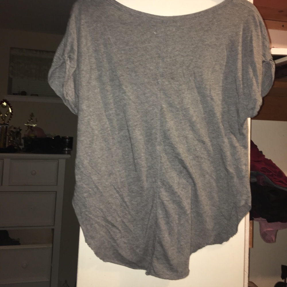 Grey v neck - Picture 2 of 2