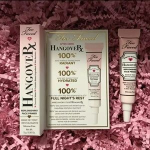 Too Faced Hangoverx
Replenishing Face Primer
