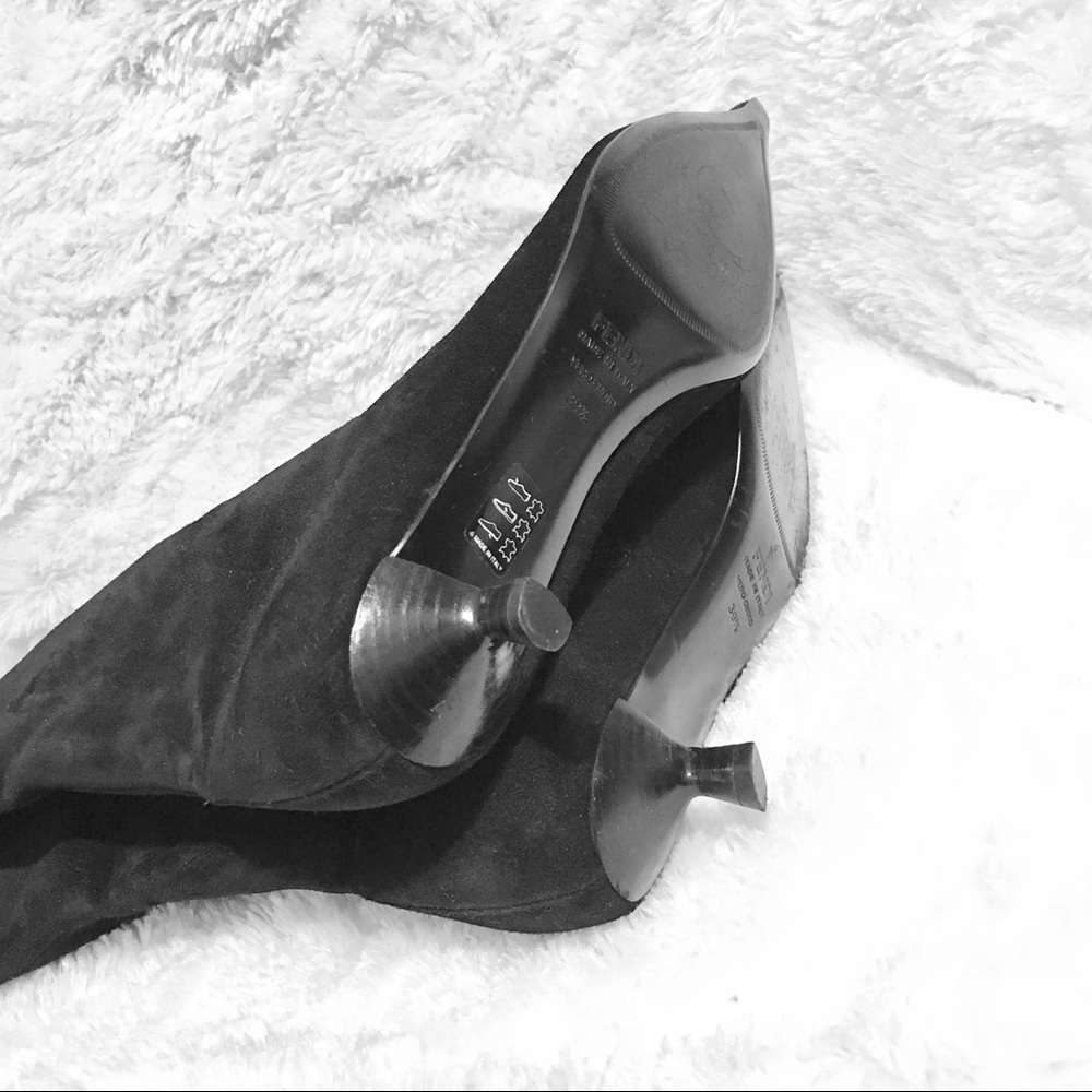 💞Fendi Suede Boots Size 39 1/2 Vero Cucio - Picture 3 of 8