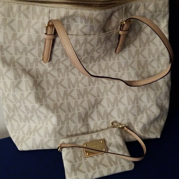 Michael Kors Tote and Wristlet - Picture 3 of 4