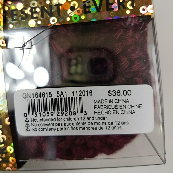 BCBGeneration Beanie Gift Pom Pom - Picture 3 of 4