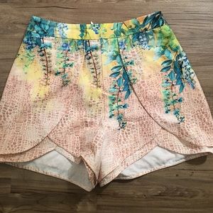 Tropical High waisted Shorts