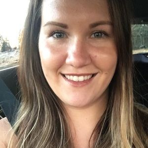 Meet your Posher, Kara