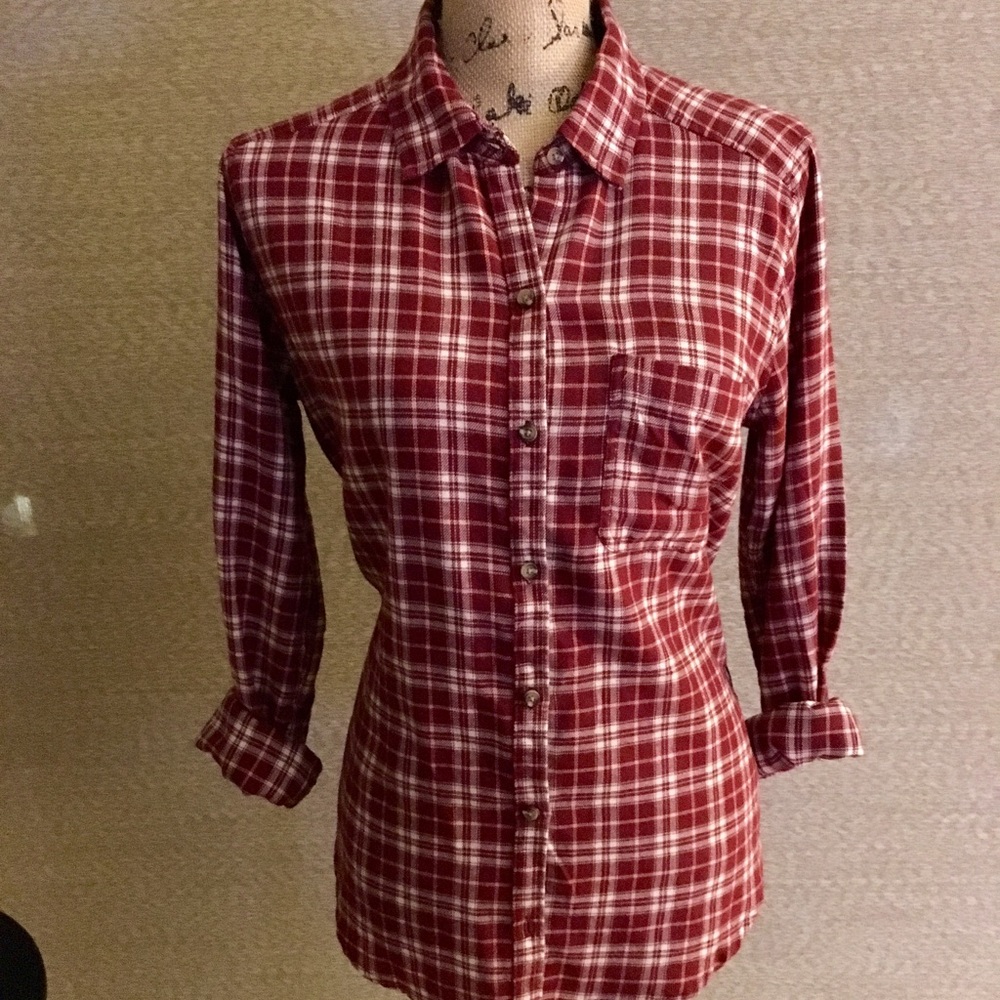 Hollister Plaid Cotton Poly Button Down Shirt.