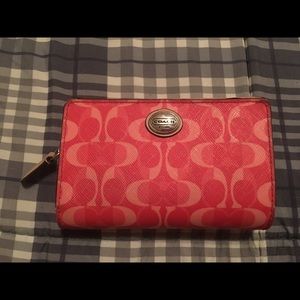 Coach signature wallet