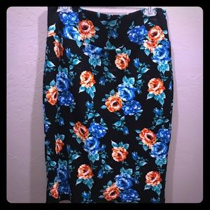 LulaRoe Cassie skirt