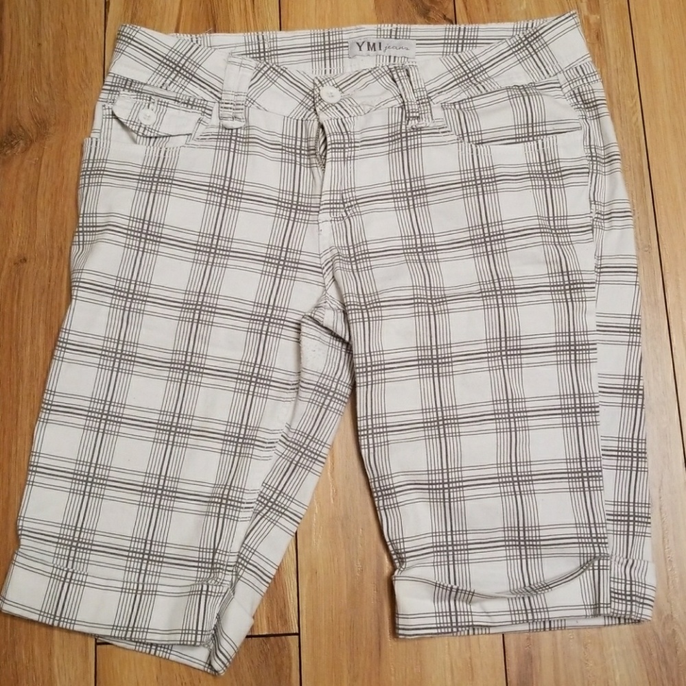 Custom bundle for misskay