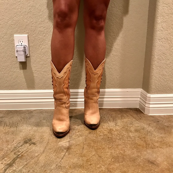 Vintage 90's zodiac cowgirl boot 6 $100 obo - Picture 6 of 6