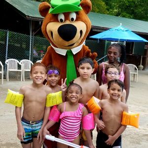 Meet your Posher, Yolanda