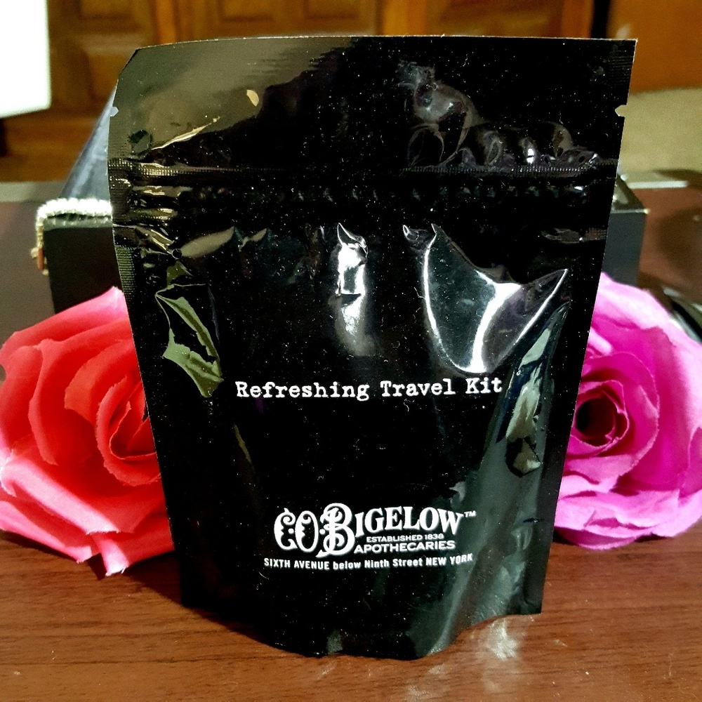 NIP C.O. Bigelow Refreshing Travel Kit