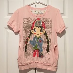 Cute pink graphic t-shirt