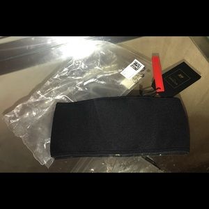 Got it online by mistake/wrong size.