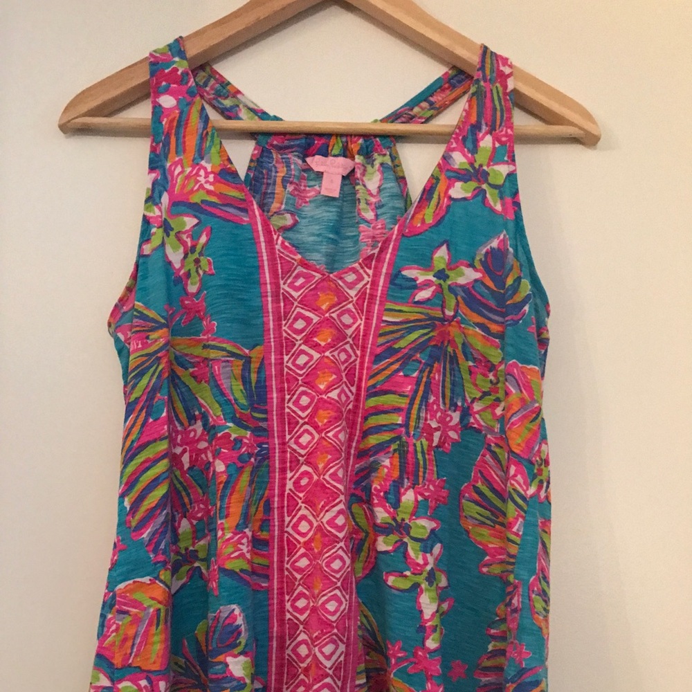 Lilly Pulitzer Summer Haze Minka top size small 💜