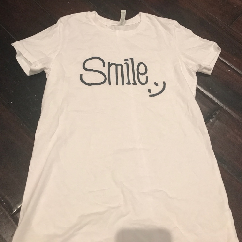 BELLA® "Smile" Tee-shirt