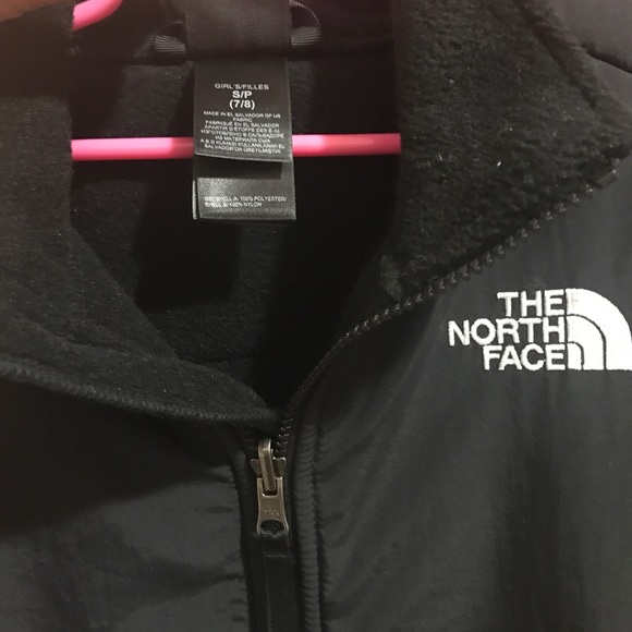 ❌SOLD❌Girls Northface Denali Jacket - Picture 3 of 4