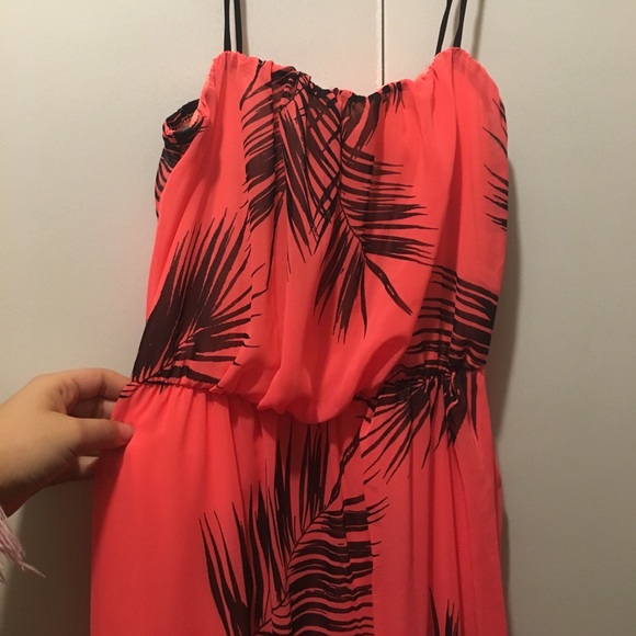 beach long dress💃🏼 - Picture 2 of 4