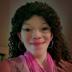 Meet your Posher, Annie