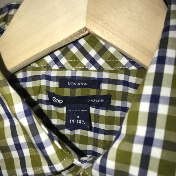 GAP dress shirt - Picture 2 of 2