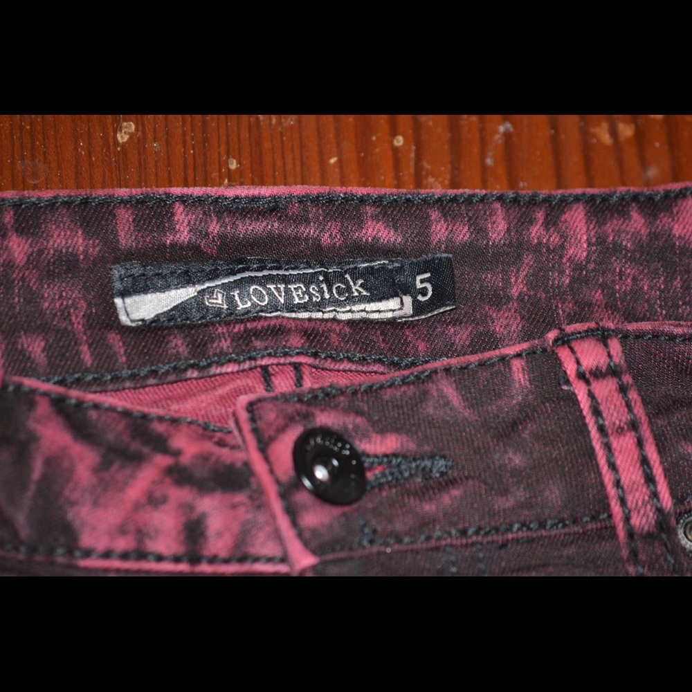 Red Jeans - Picture 2 of 2
