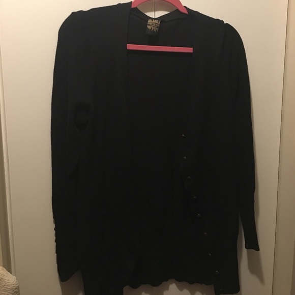 black sweater stretch!!! - Picture 1 of 3