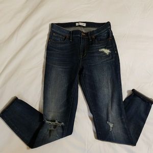 Madewell highriser "destroyed" skinny jeans
