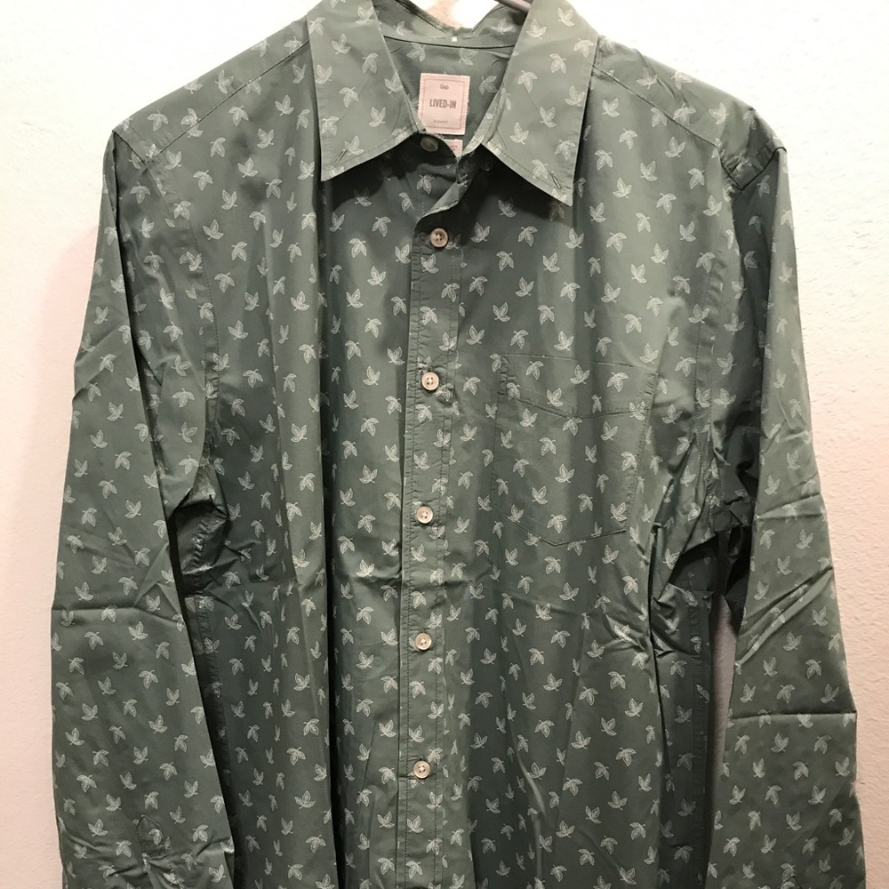 GAP Shirt
