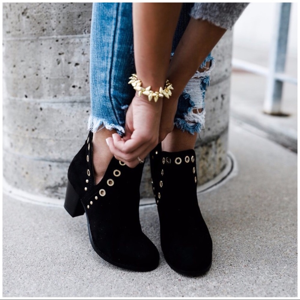 Host Pick!! Grommet Cut Out Side Bootie - Picture 3 of 5