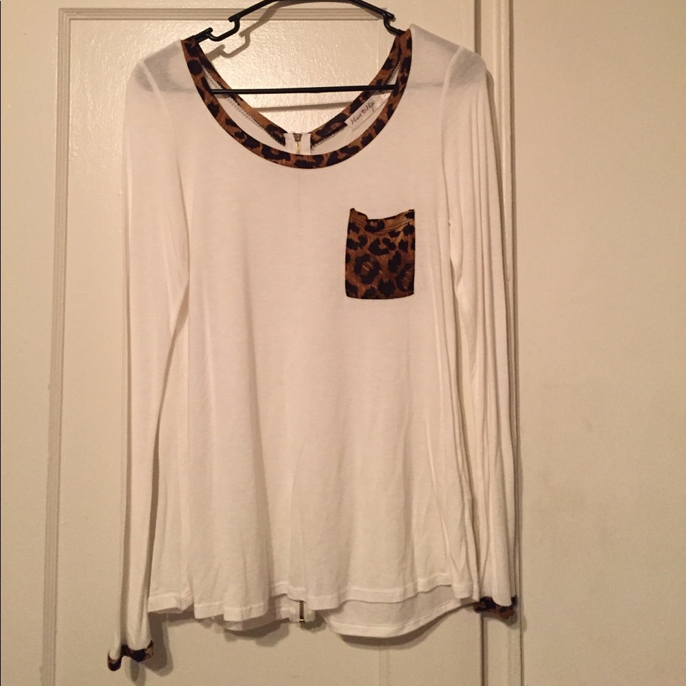White & Cheetah Print Long Sleeve Shirt size M