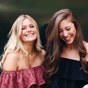 Meet your Posher, Claire